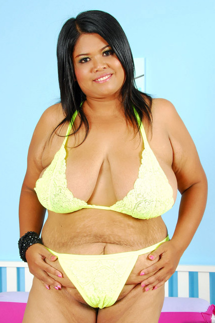 Poo XLAsians's Nude Picture